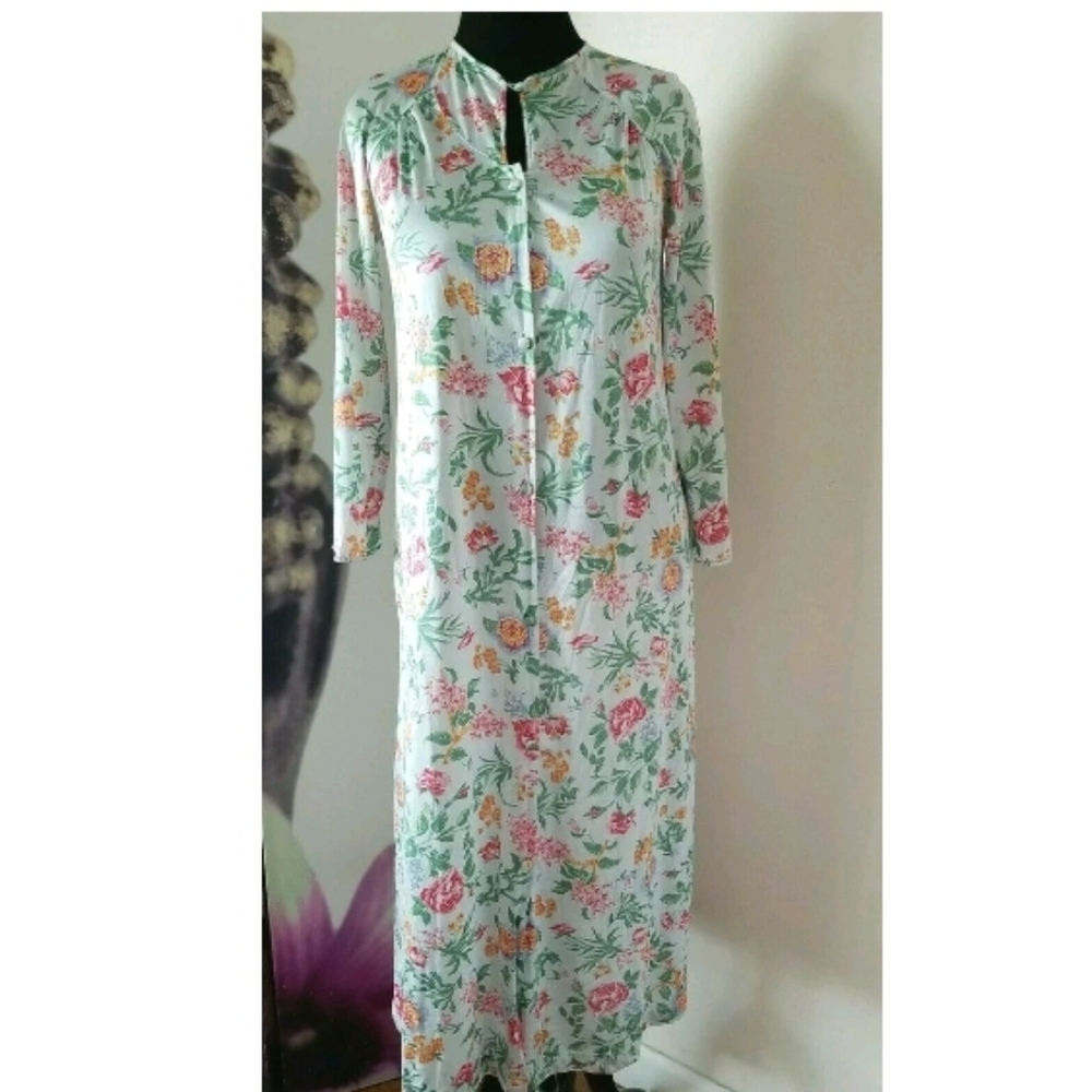 Vtg Vanity Fair Robe Gown Peignoir Retro 70s Multi